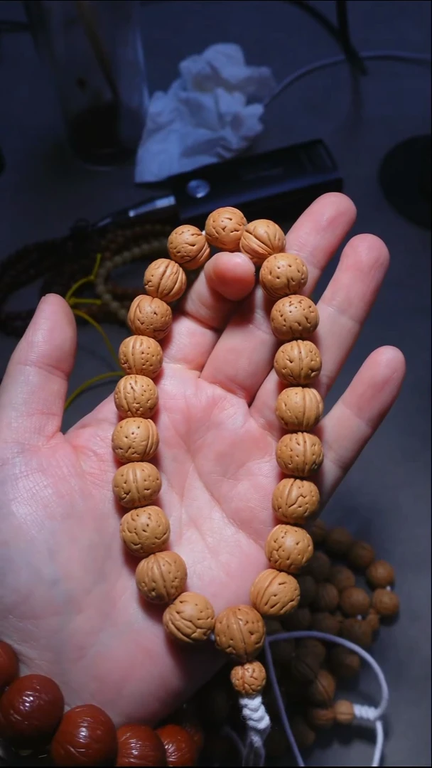 手串桃核13左右小黄桃手串