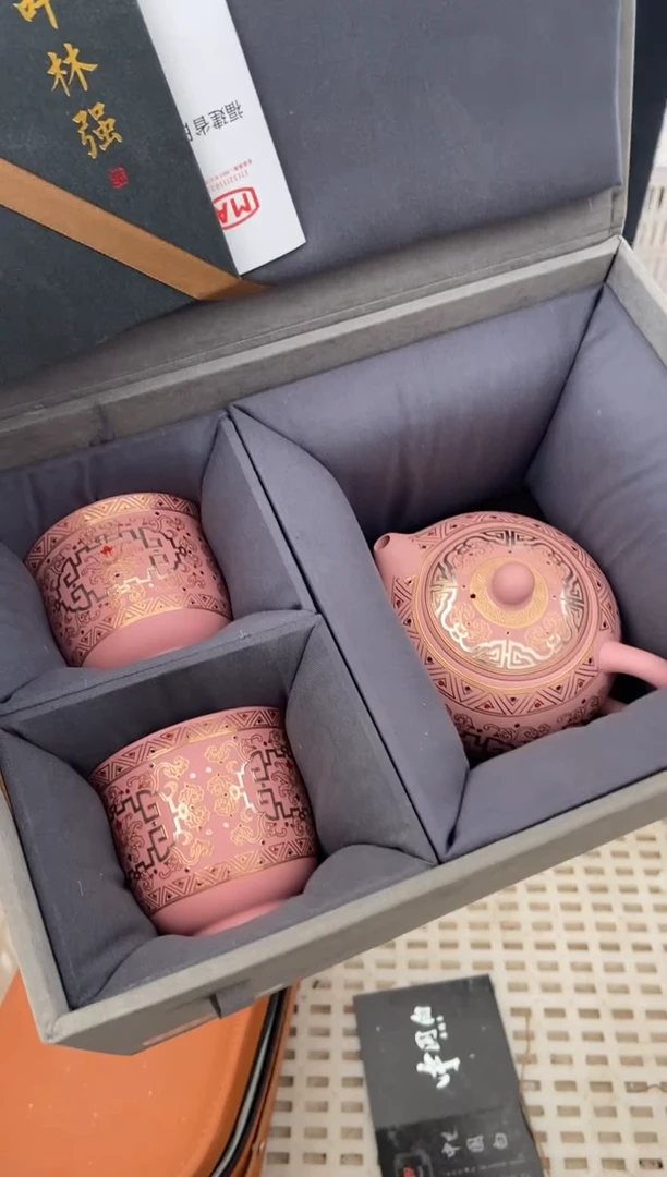 无运费险有瑕疵的摄影的产品有使用过的痕迹有点脏介意勿拍