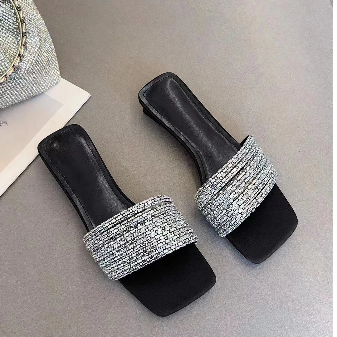 法式粗跟洋气水钻拖女夏季中跟方头凉拖鞋跟高2.5厘米（2018-1）