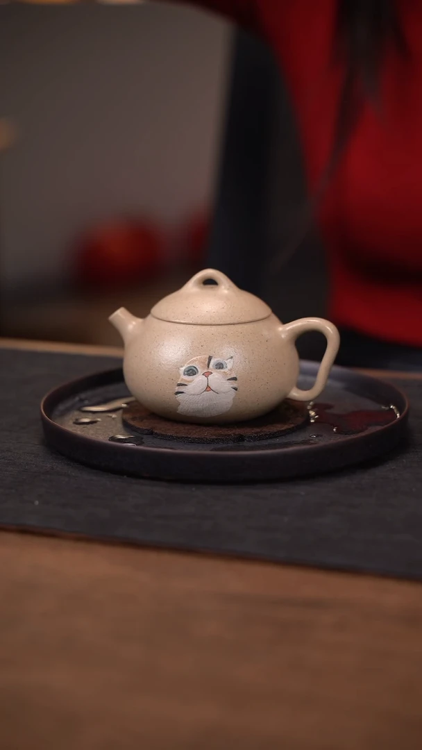 【闪购商品】紫砂茶宠椰瓢   泥绘猫咪