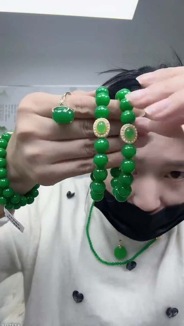 套链未镶嵌翡翠10mm蛋面串