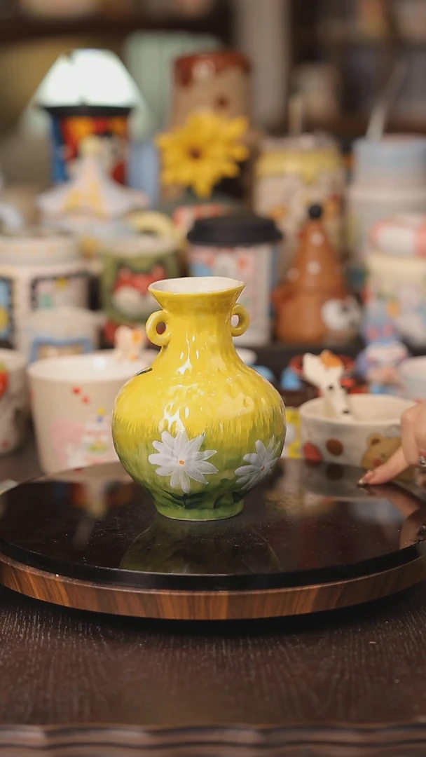 摆件景德镇釉下彩绘设计师款式陶瓷