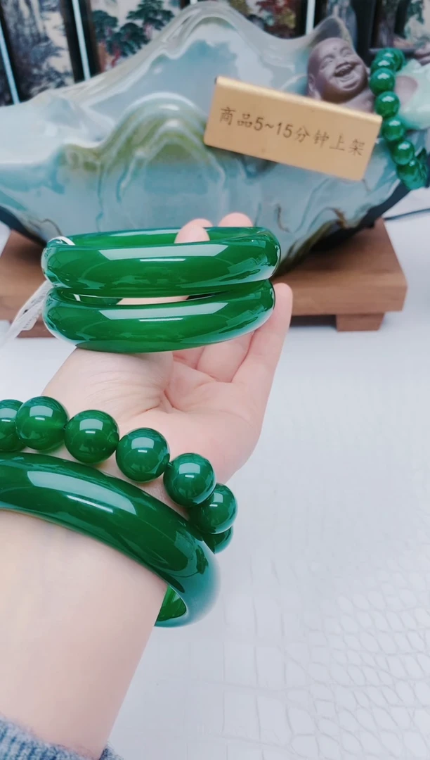 【闪购商品】玛瑙/玉髓手镯未镶嵌玛瑙手镯