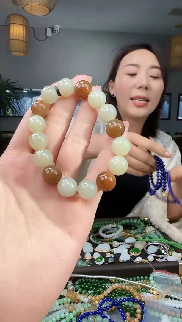 未镶嵌手链和田玉1