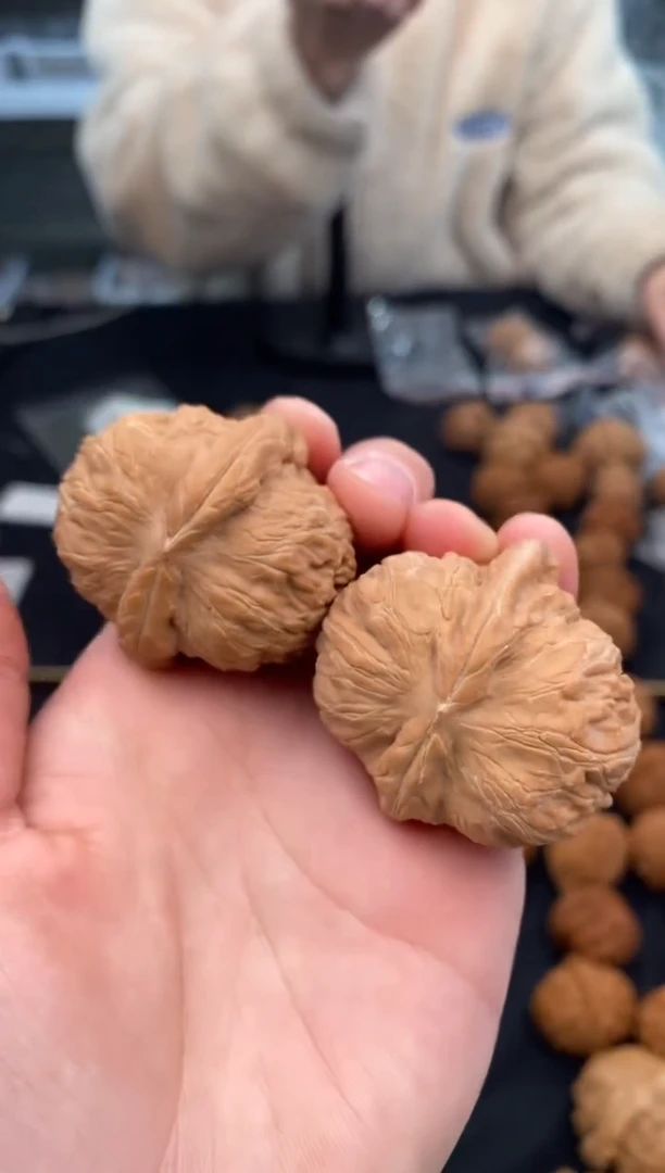 【闪购商品】文玩核桃把件元宝40-t897