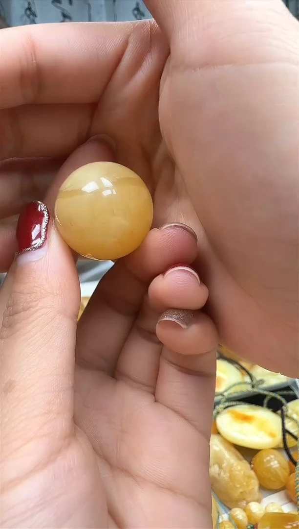 【闪购商品】琥珀裸石未镶嵌珠子