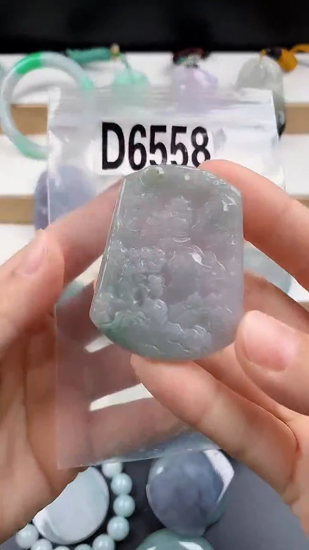 颈饰未镶嵌翡翠天然翡翠吊坠挂件