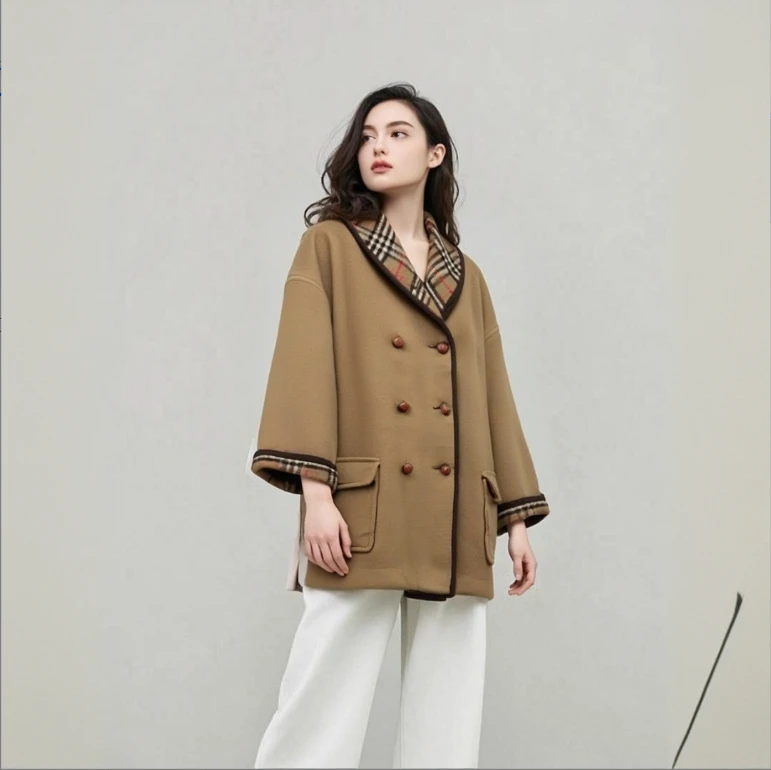 99新 BURBERRY/博柏利 40码/棕色经典格纹翻领大衣/13799072