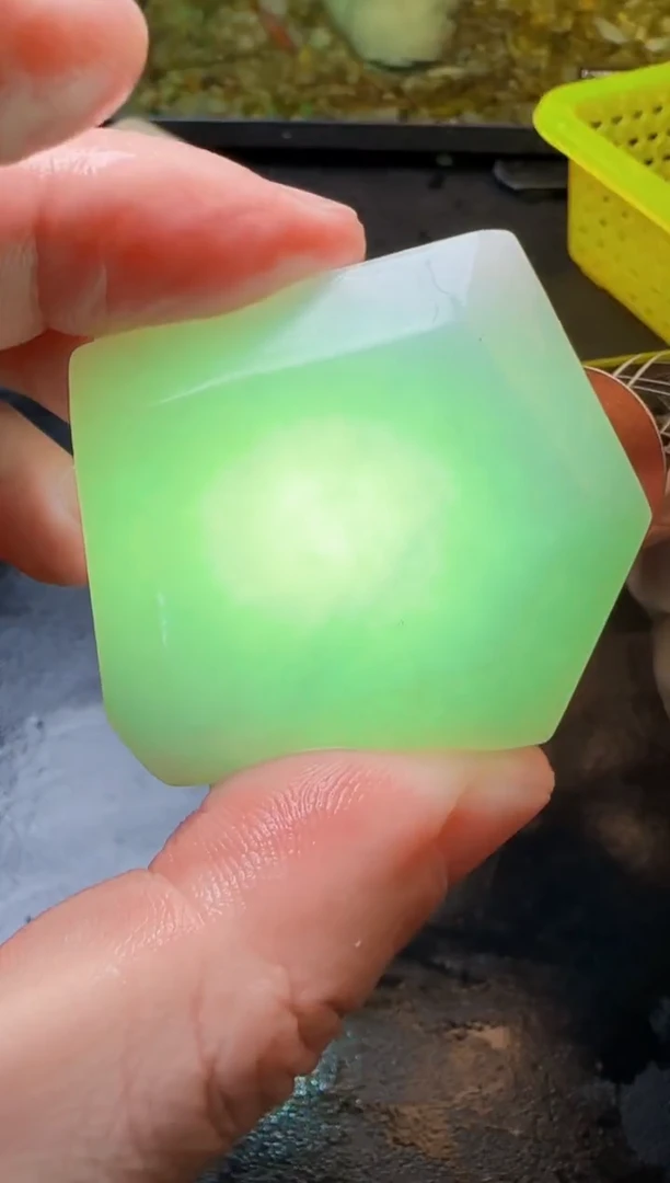 翡翠挂件未镶嵌天然缅甸A货翡翠324