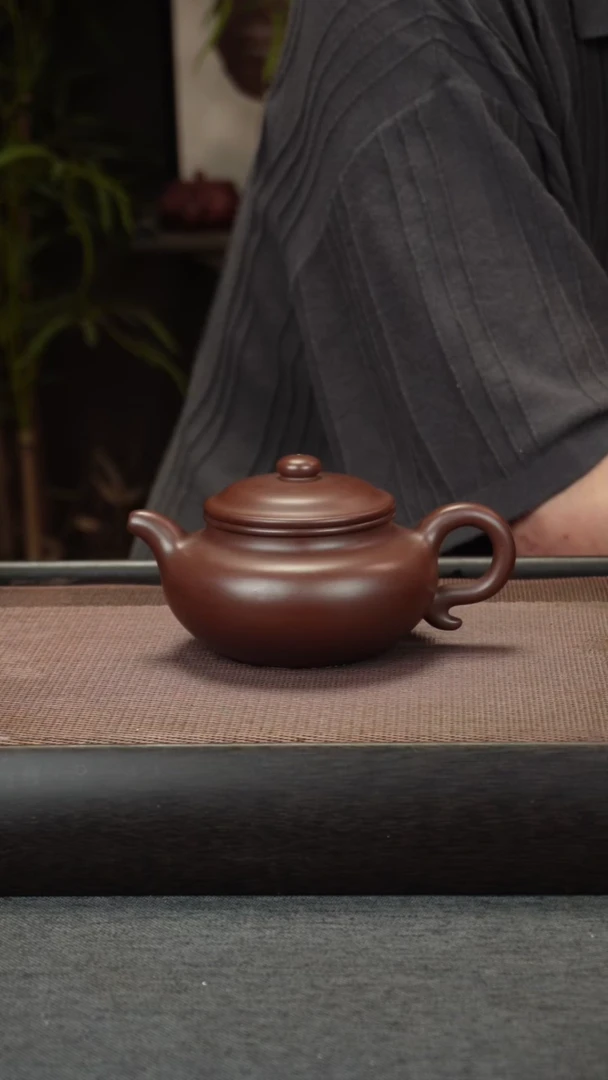 茶壶紫砂用****3毕业级 大亨仿古 革紫泥 270CC