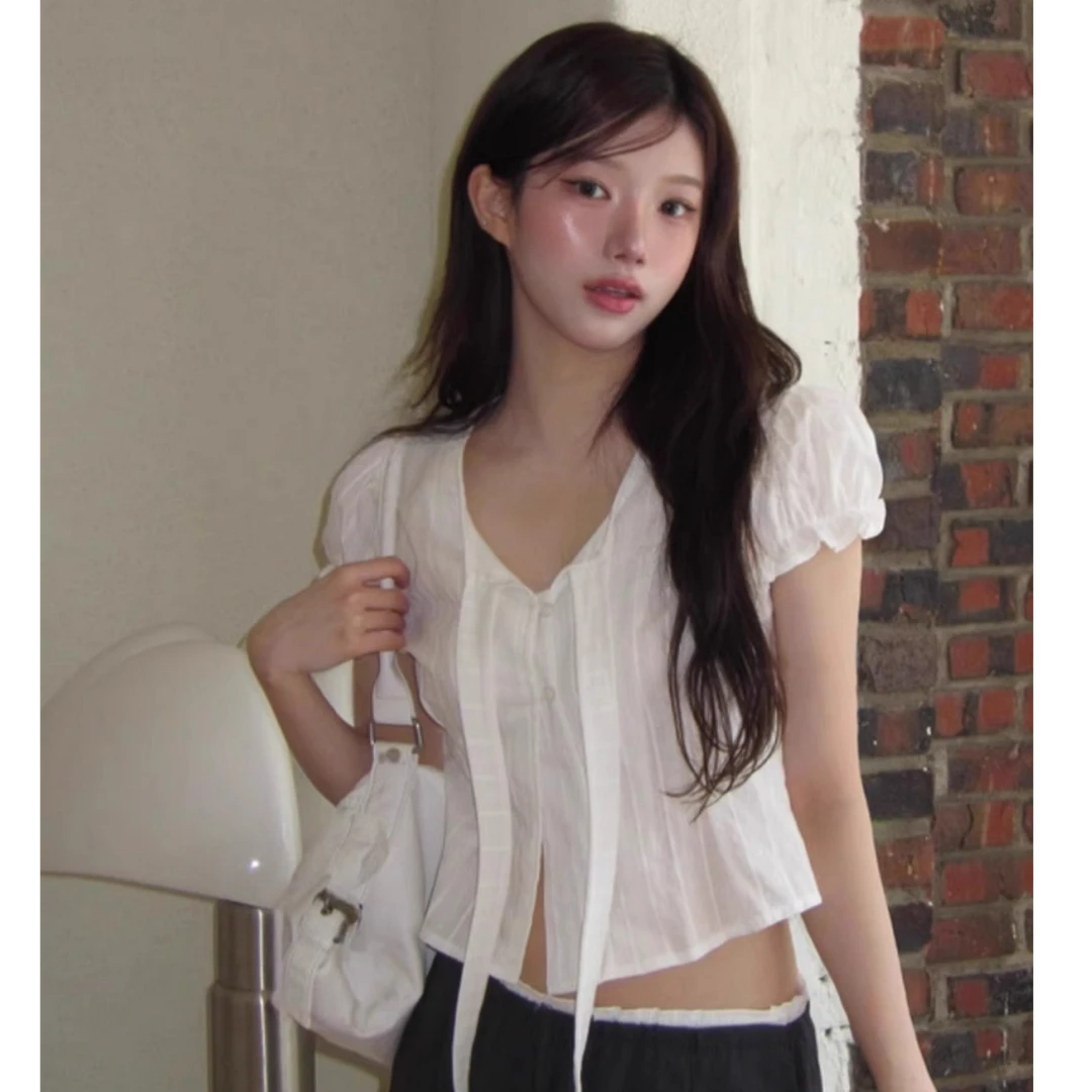 韩系夏季蝴蝶结绑带泡泡袖衬衫甜美洋气别致飘带v领收腰短款上衣