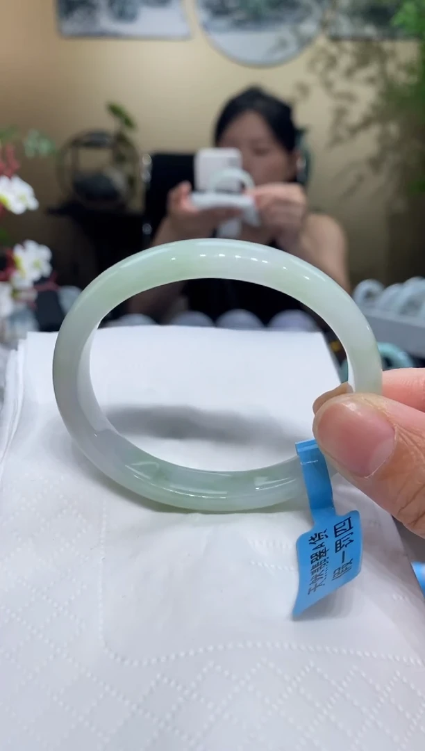 翡翠手镯未镶嵌翡翠52-53