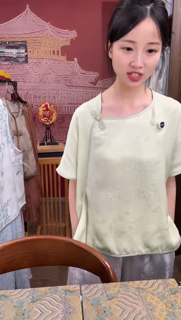 刺绣M 85-105斤浅绿短袖GH35357