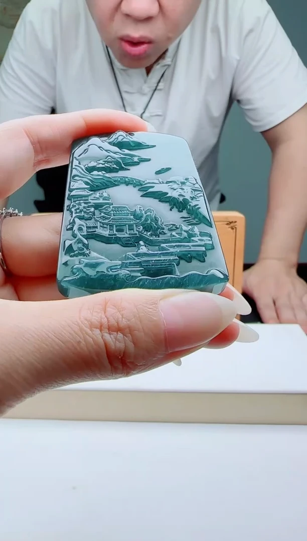 颈饰未镶嵌翡翠多样性发其一