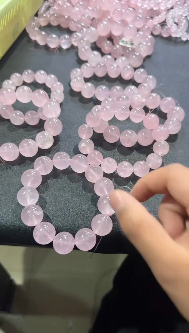 【闪购商品】水晶手串未镶嵌大破烂 马粉大白料15mm 多样性发一