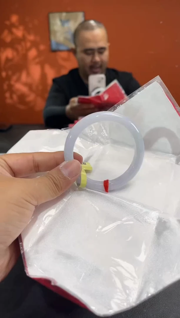 未镶嵌手镯翡翠29