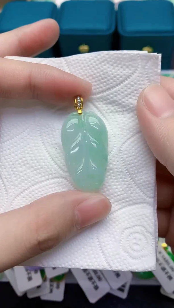 颈饰未镶嵌翡翠天然翡翠缅甸A货
