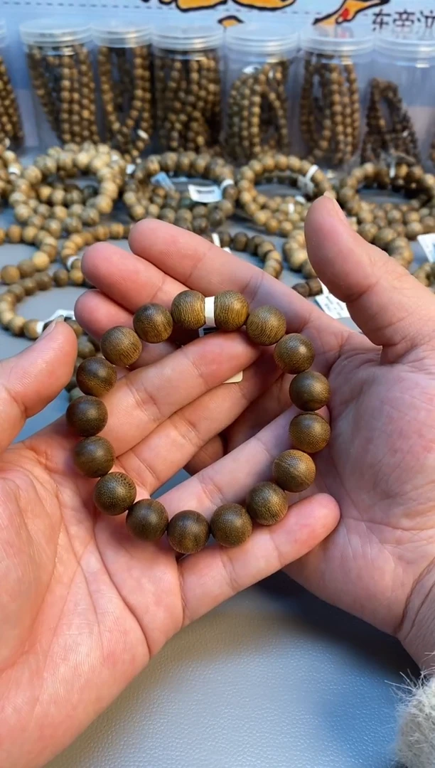 沉香手串 文莱圆珠单圈1.3多样性发其一