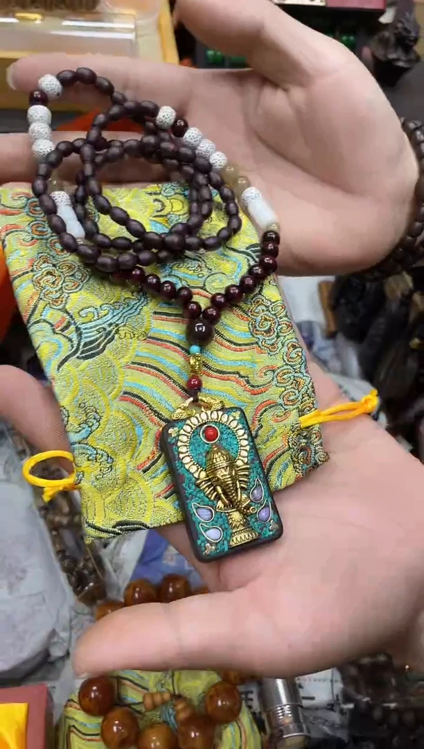 【闪购商品】大叶紫檀（黑酸枝木类） 