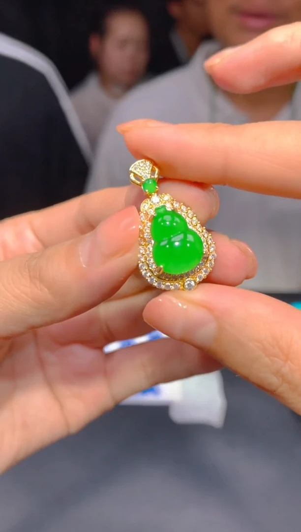 【闪购商品】定制翡翠未镶嵌82多样性发货（发其一）