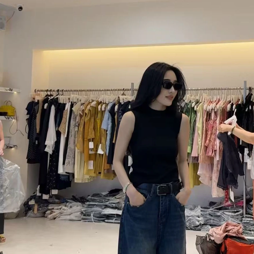 香香老板娘定制百搭圆领无袖上衣#6008