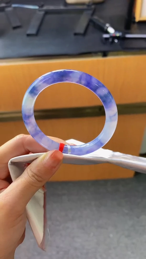 未镶嵌手镯翡翠- C203圈口 53.7全款42万 定金2万