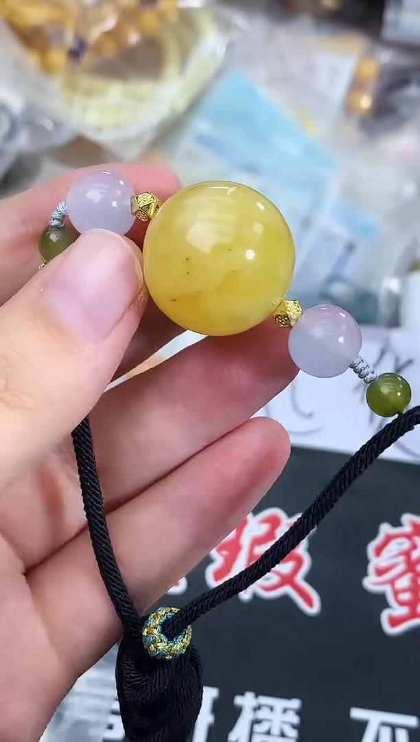 蜜蜡未镶嵌珠宝奇石68