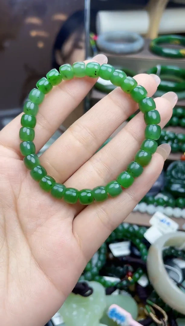 颈饰未镶嵌和田玉未镶嵌和田玉吊坠多样性拍一发一