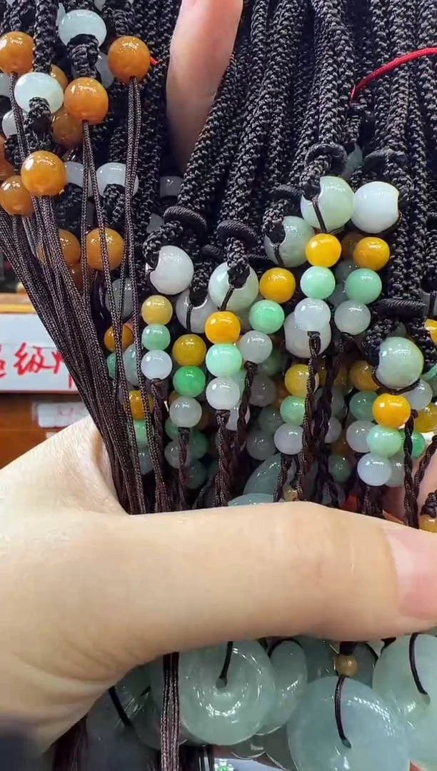 翡翠挂件未镶嵌美背（多样性发其一）