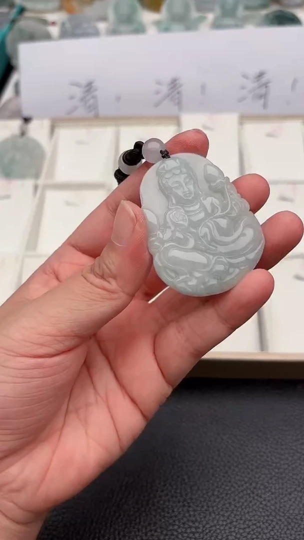 翡翠未镶嵌颈饰天然缅甸A货翡翠156