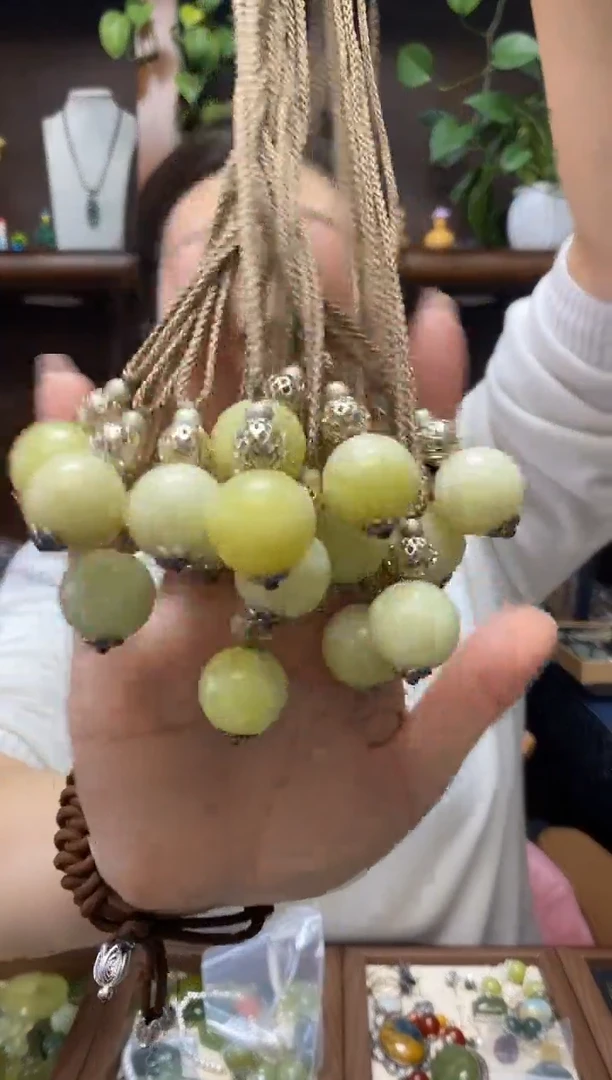 未镶嵌岫玉吊坠多样性发货其中发一