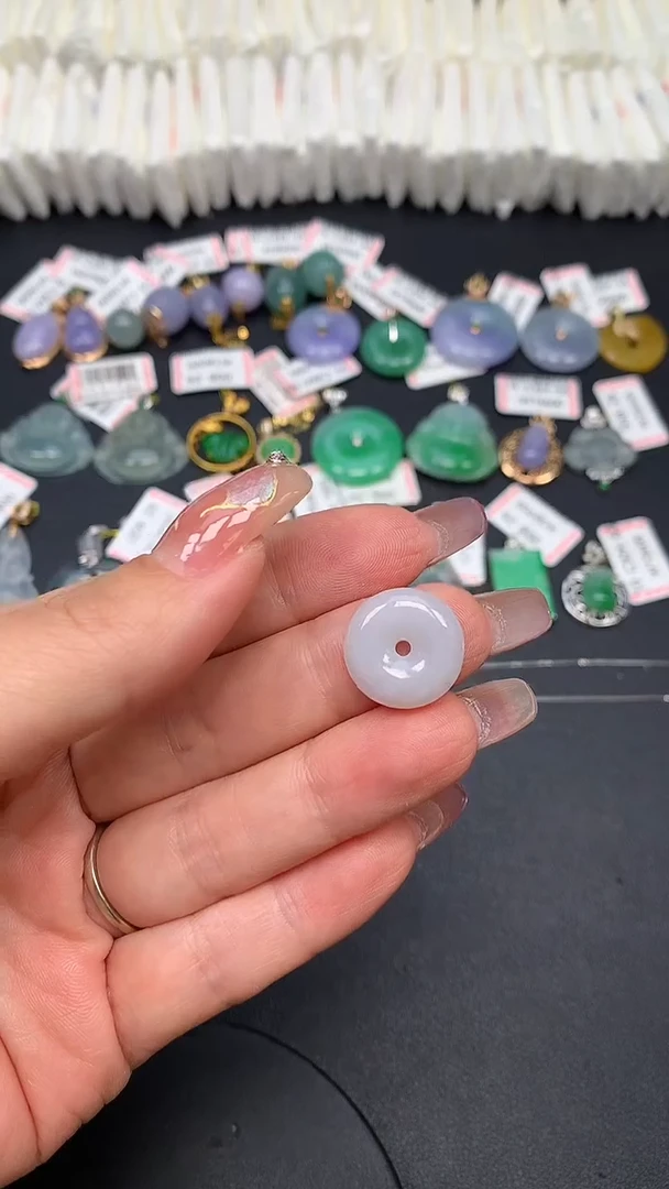 翡翠未镶嵌吊坠(不含链)MS188442