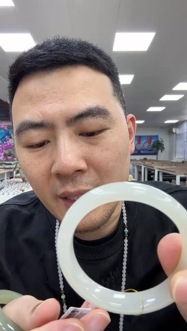 未镶嵌手镯和田玉57  817