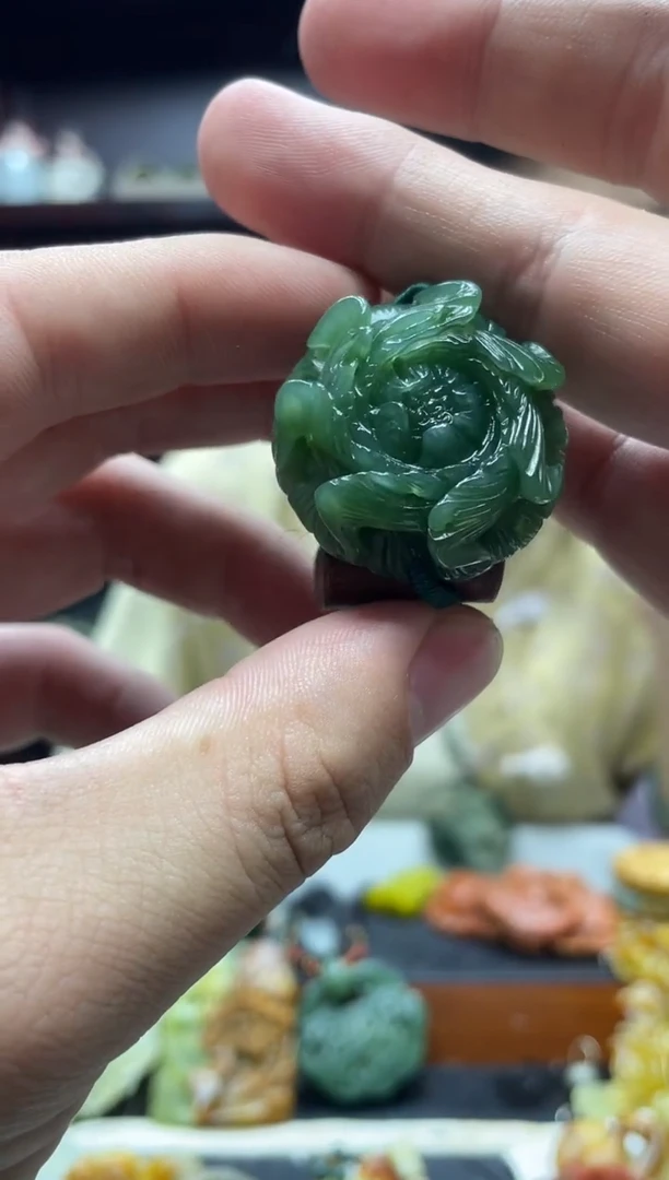 颈饰未镶嵌和田玉·