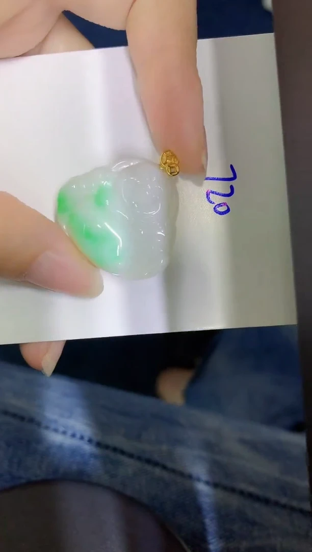 颈饰未镶嵌翡翠缅甸天然翡翠A货
