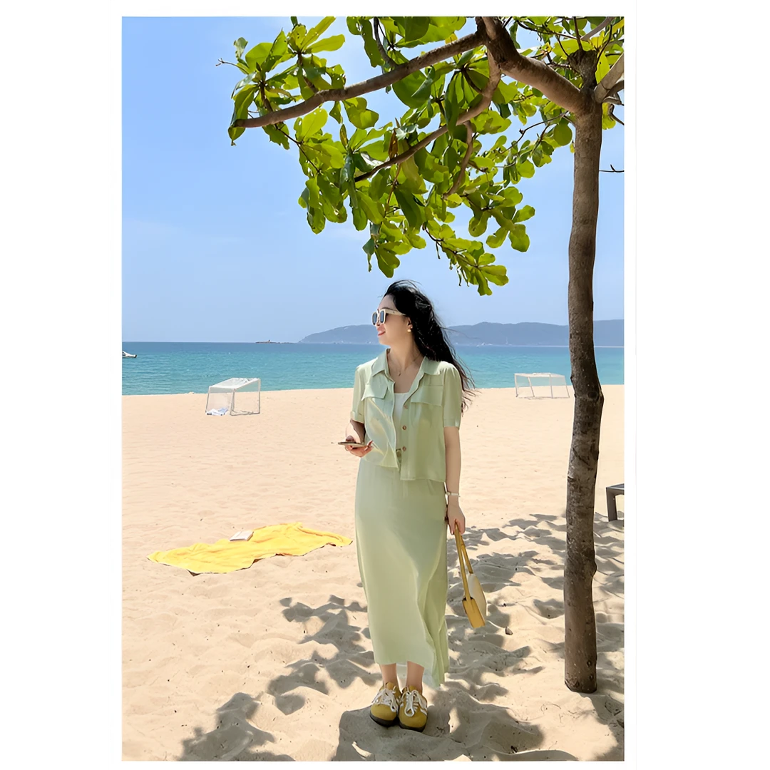 【夏天来 了--】韩系显瘦纯色衬衫/半身裙 套装  0859