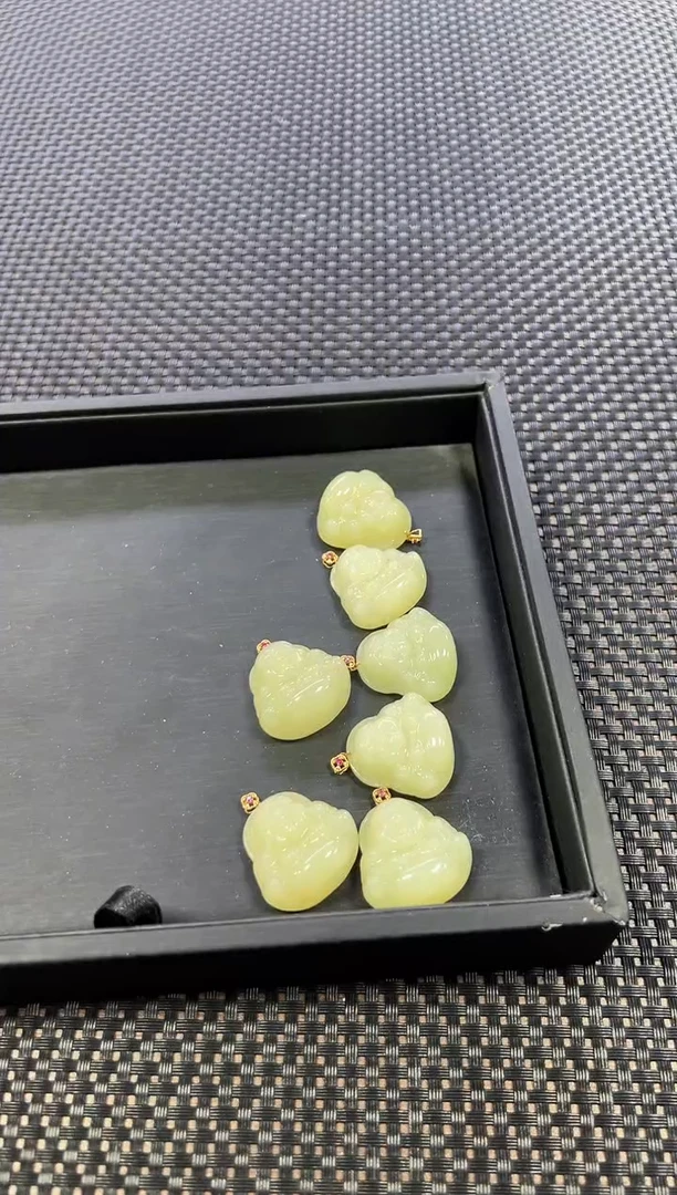 和田玉18K金镶嵌颈饰（多样性发一件）JYLX232