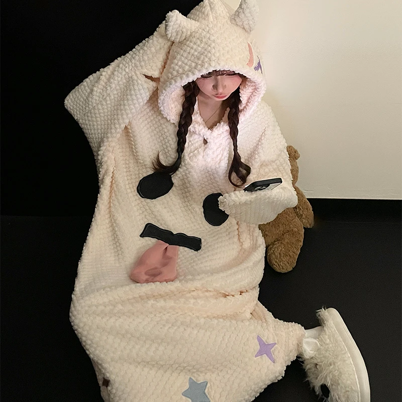 珊瑚绒睡袍女冬季连帽睡裙过膝加厚睡衣裙卡通少女保暖新款家居服