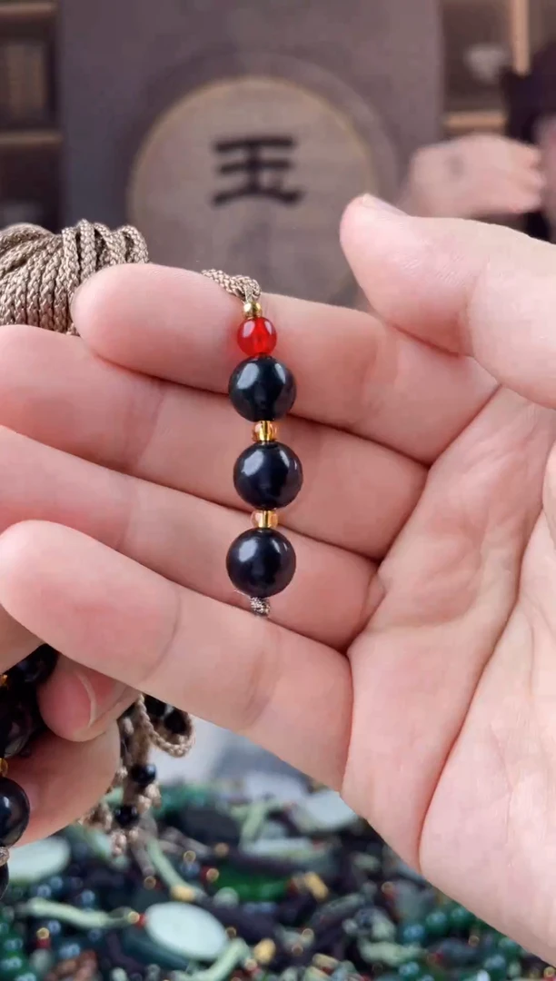 颈饰未镶嵌和田玉拍一发一，多样性发货