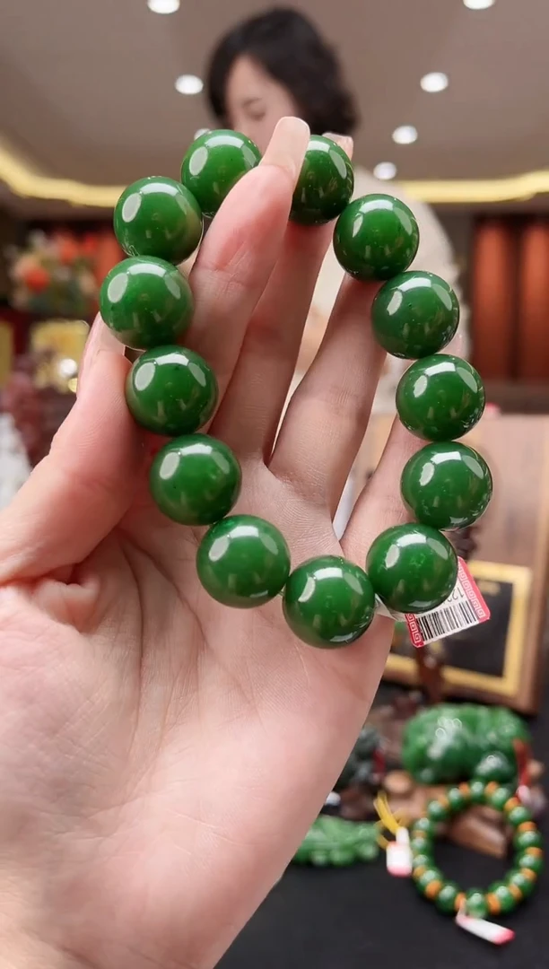 颈饰未镶嵌和田玉by17+