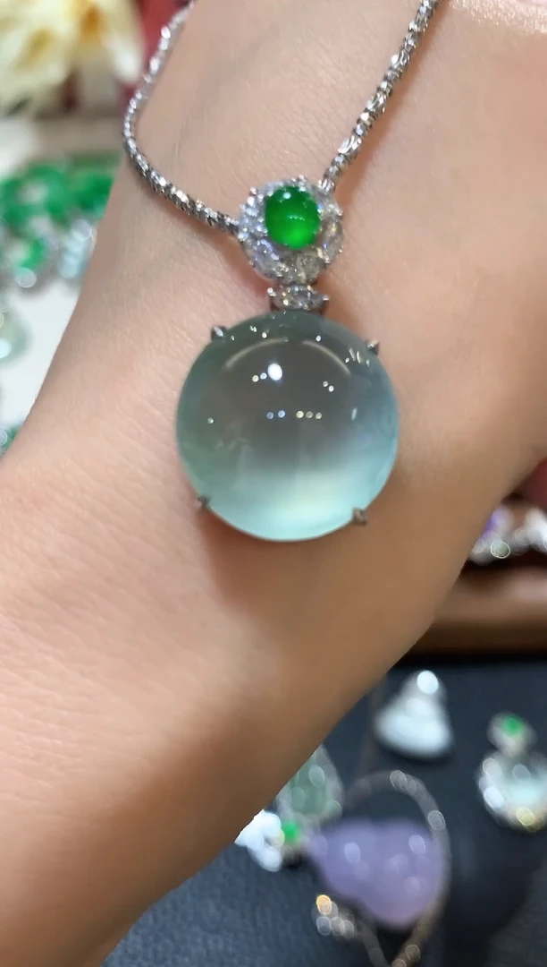 吊坠(不含链)18K金镶嵌翡翠m63