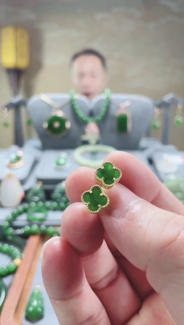 和田玉银S925镀金镶嵌耳饰10mm