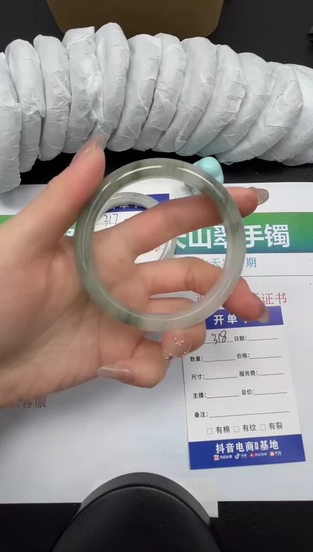【闪购商品】石英质玉手镯合金318-59