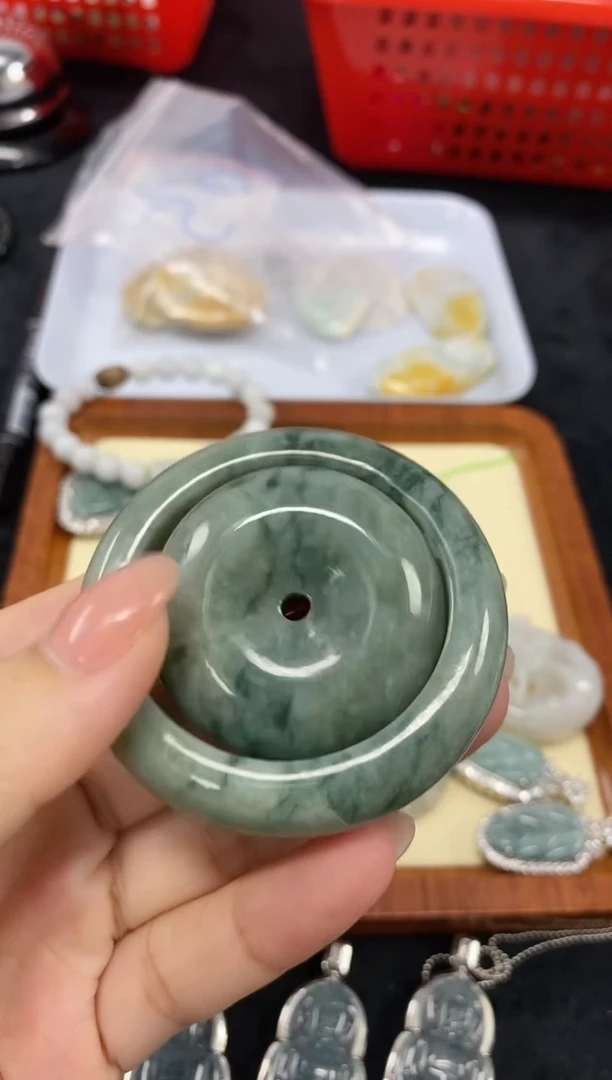 未镶嵌手链翡翠翡翠