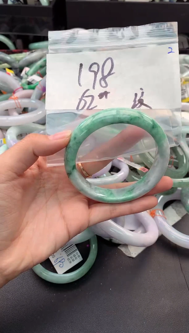 【闪购商品】定制翡翠未镶嵌毛货需精细抛光+多人