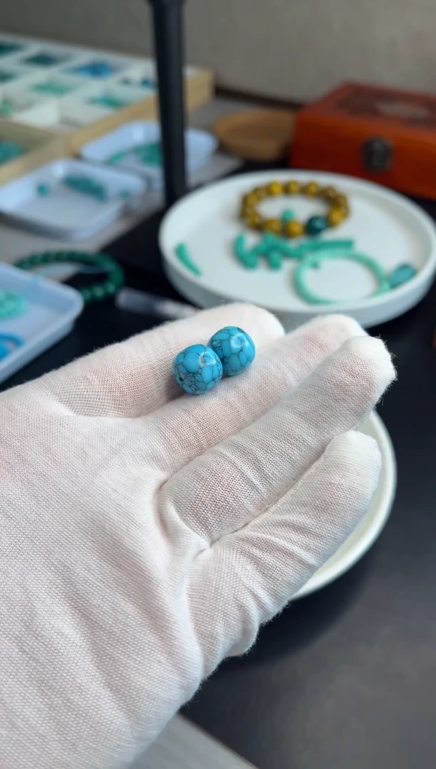 12.5mm蓝色细网纹一对