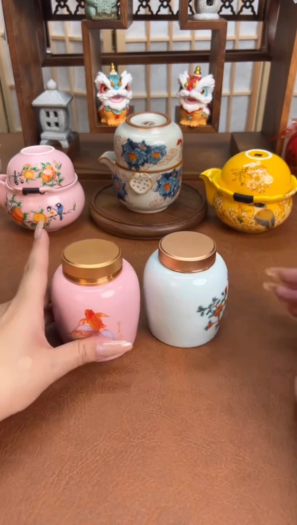 旅行茶具真好看！