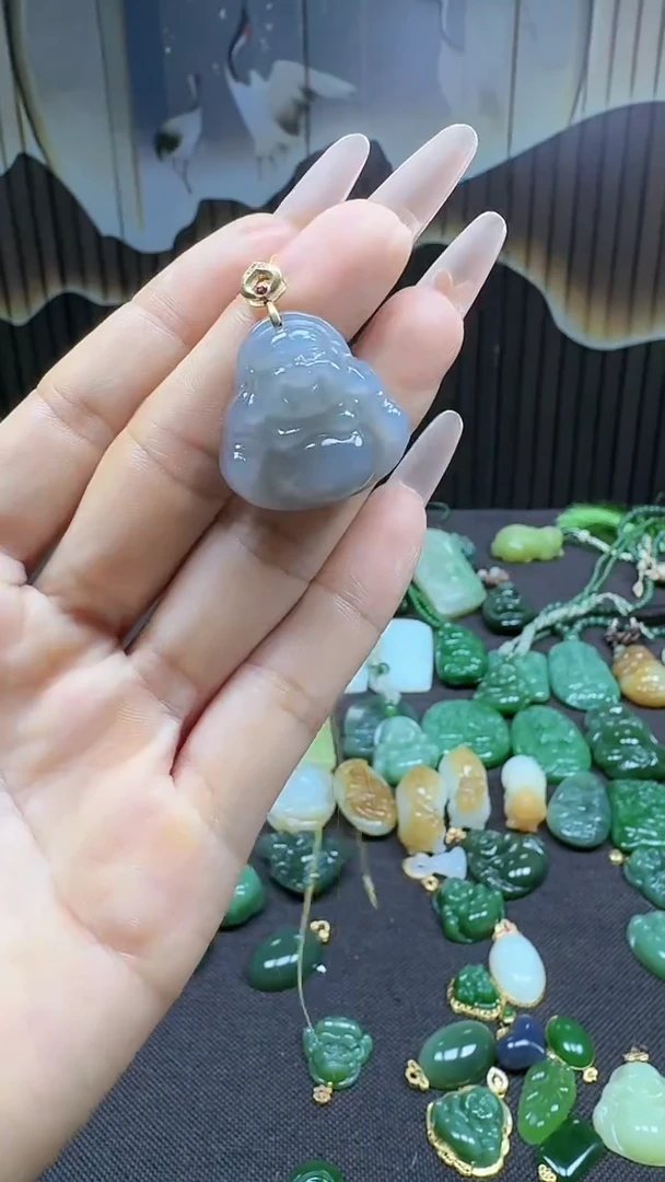 和田玉18K金镶嵌挂件1