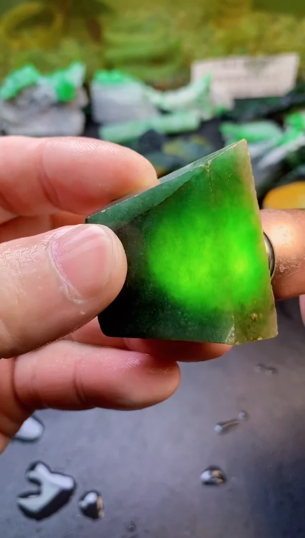 【闪购商品】翡翠颈饰未镶嵌142天然翡翠