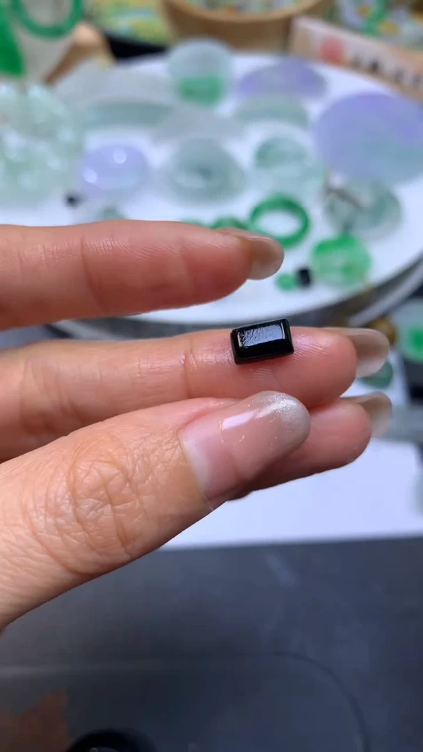 【闪购商品】定制翡翠未镶嵌翡翠